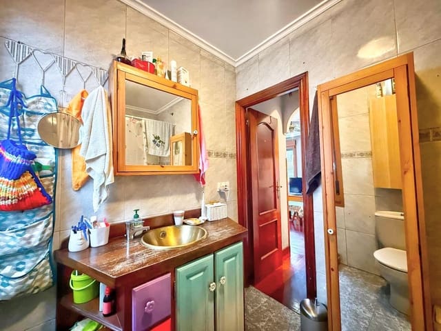 Apartamento de 2 habitaciones en Avilés en venta con garaje - 120.000 € (Ref: 9460962)