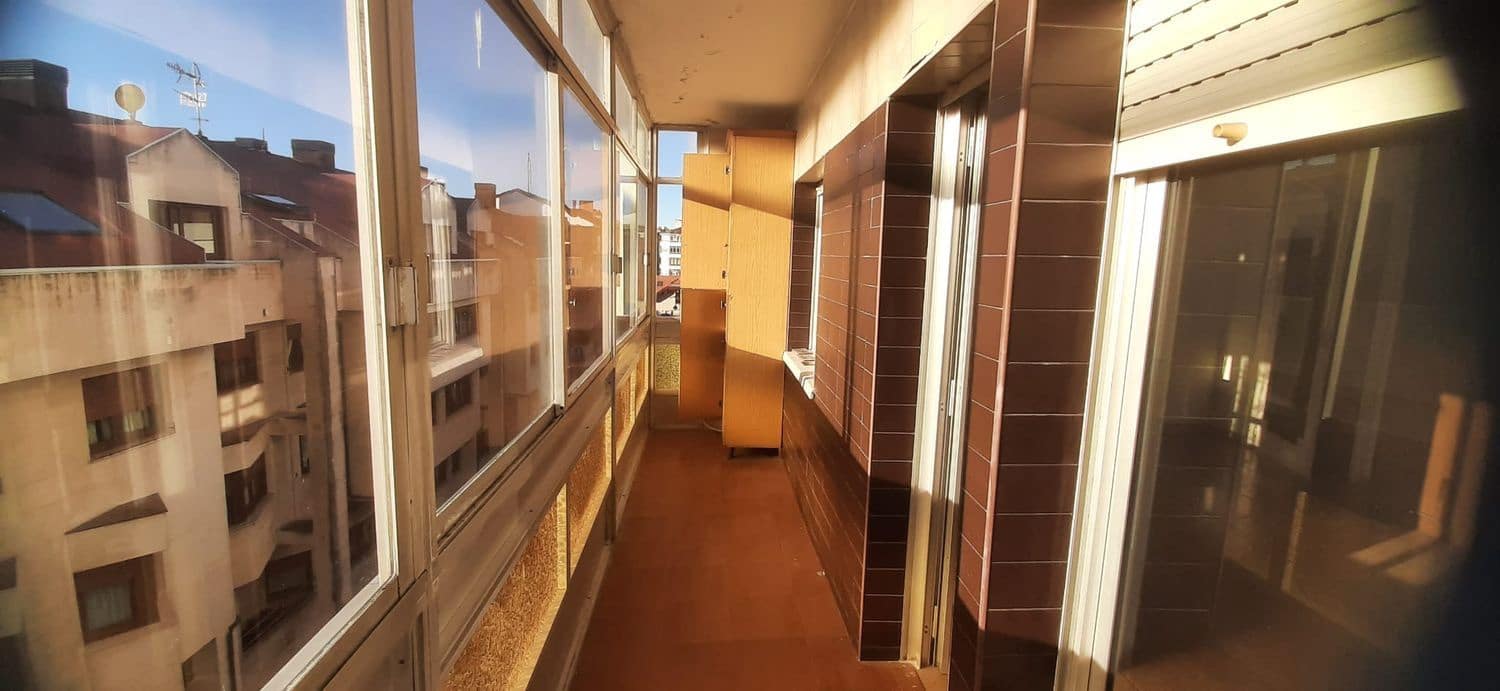 3 Zimmer Apartment zu verkaufen in Castrillon mit Garage - 150.000 € (Ref: 9460963)