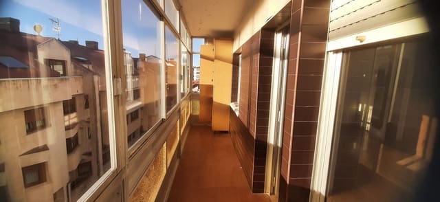 Apartamento de 3 habitaciones en Castrillón en venta con garaje - 150.000 € (Ref: 9460963)