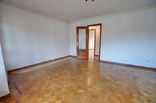 4 Zimmer Apartment zu verkaufen in Castrillón mit Garage - 227.000 € (Ref: 9460964)
