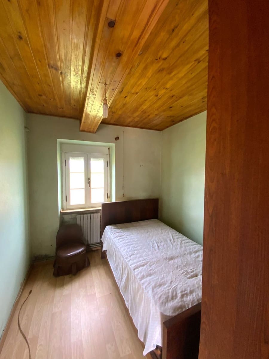 4 bedroom Finca/Country House for sale in Luarca with garage - € 240,000 (Ref: 9461137)