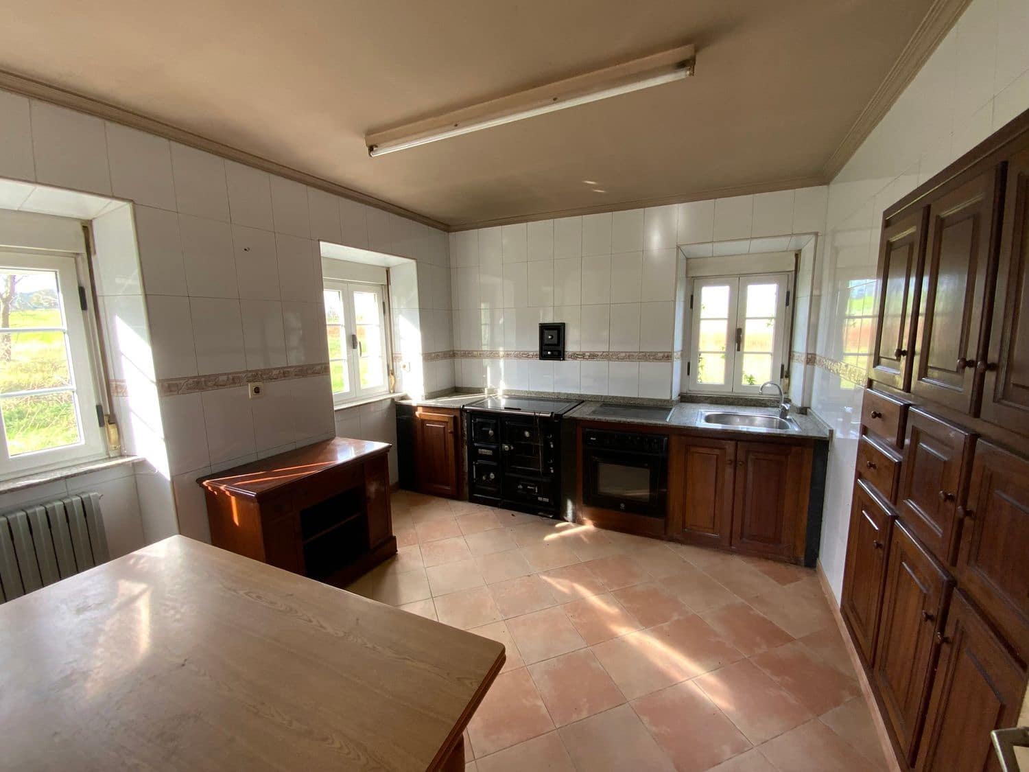 4 bedroom Finca/Country House for sale in Luarca with garage - € 240,000 (Ref: 9461137)