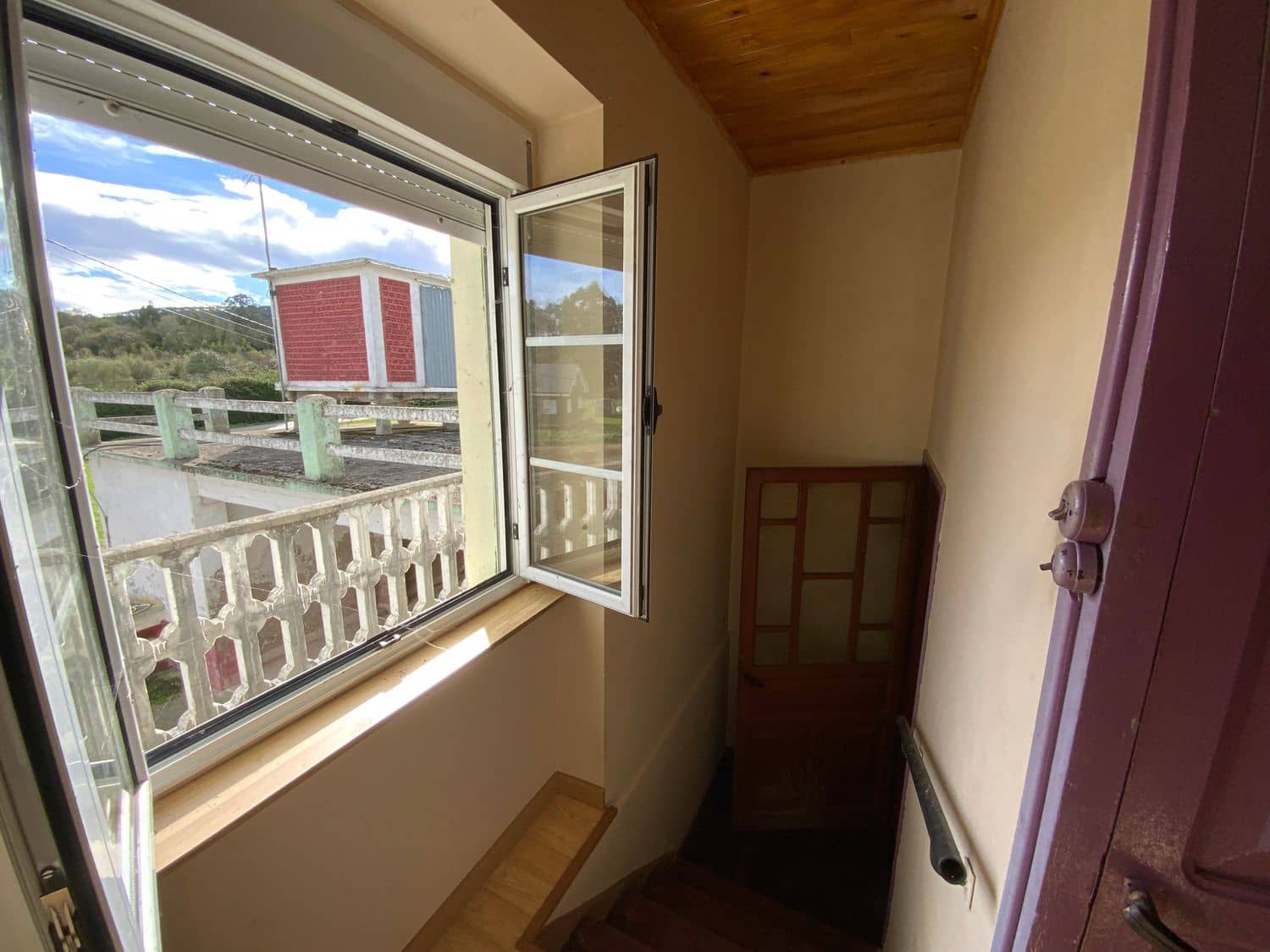 4 bedroom Finca/Country House for sale in Luarca with garage - € 240,000 (Ref: 9461137)