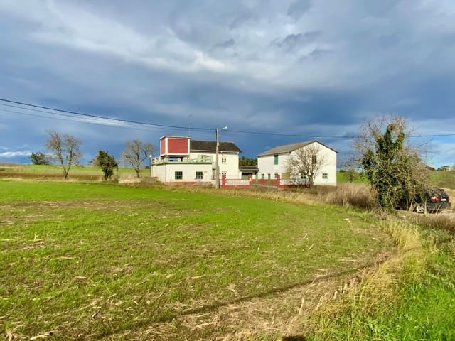 4 chambre Finca/Maison de Campagne à vendre à Luarca, Valdés avec garage - 240 000 € (Ref: 9461137)