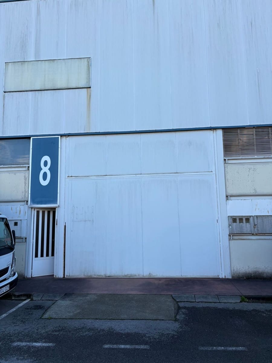 Local Commercial à vendre à Corvera de Asturias - 465 000 € (Ref: 9465237)