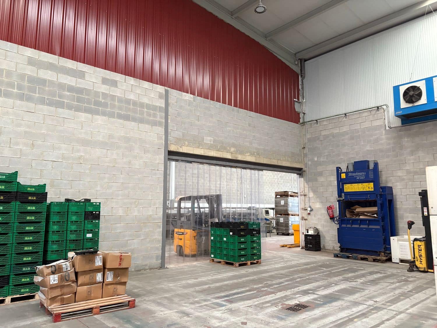 Local Commercial à vendre à Corvera de Asturias - 465 000 € (Ref: 9465237)