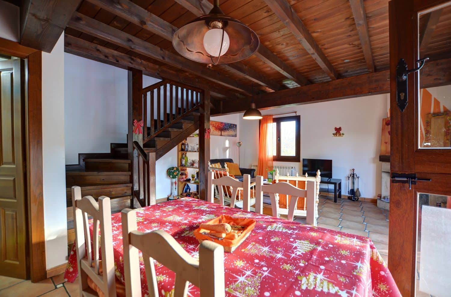 2 makuuhuone Huoneisto myytävänä paikassa Cangas de Onis mukana 
autotalli - 190 000 € (Ref: 9465238)