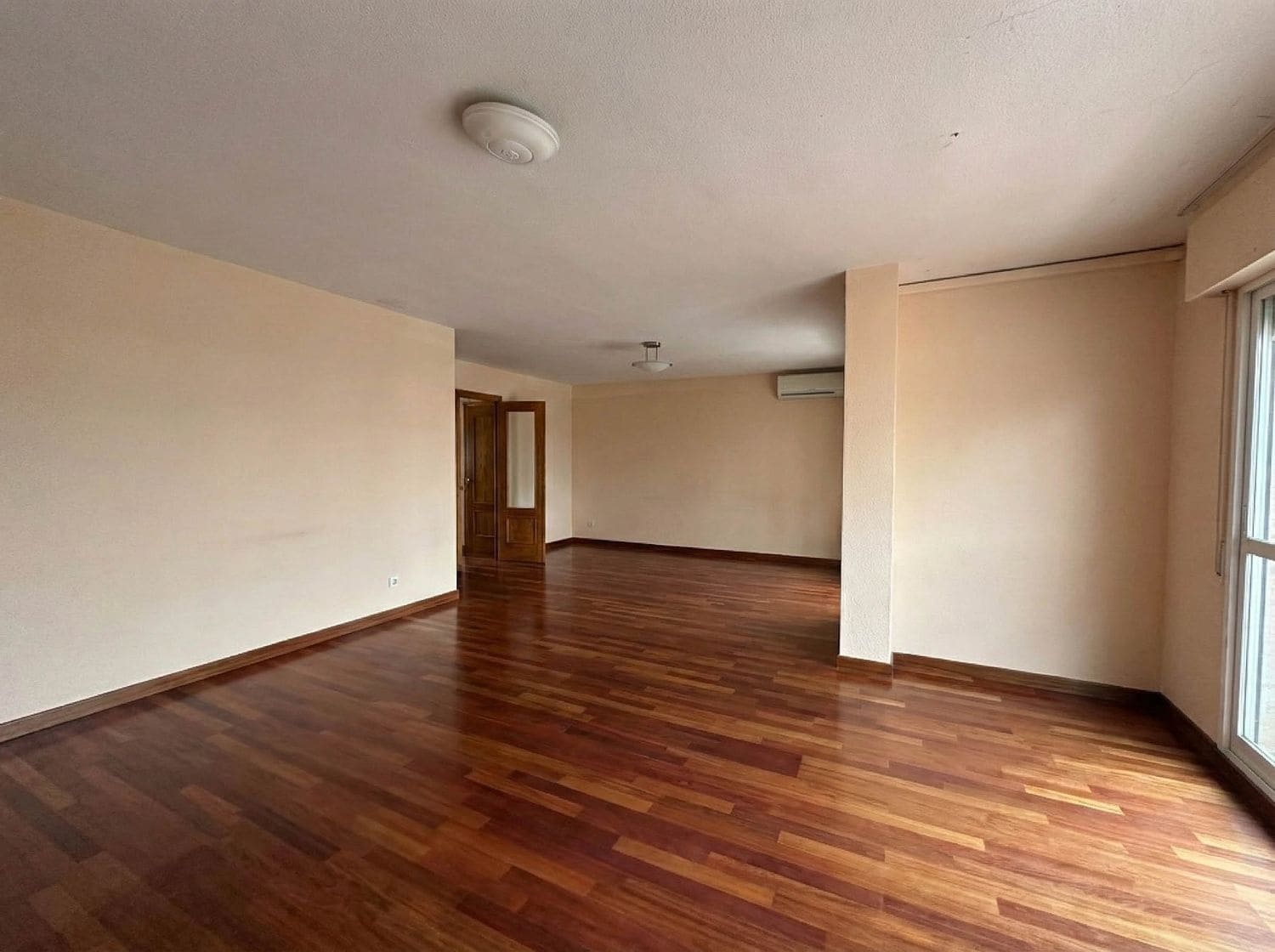 4 Zimmer Haus zu verkaufen in Las Rozas de Madrid mit Pool Garage - 890.000 € (Ref: 9467959)