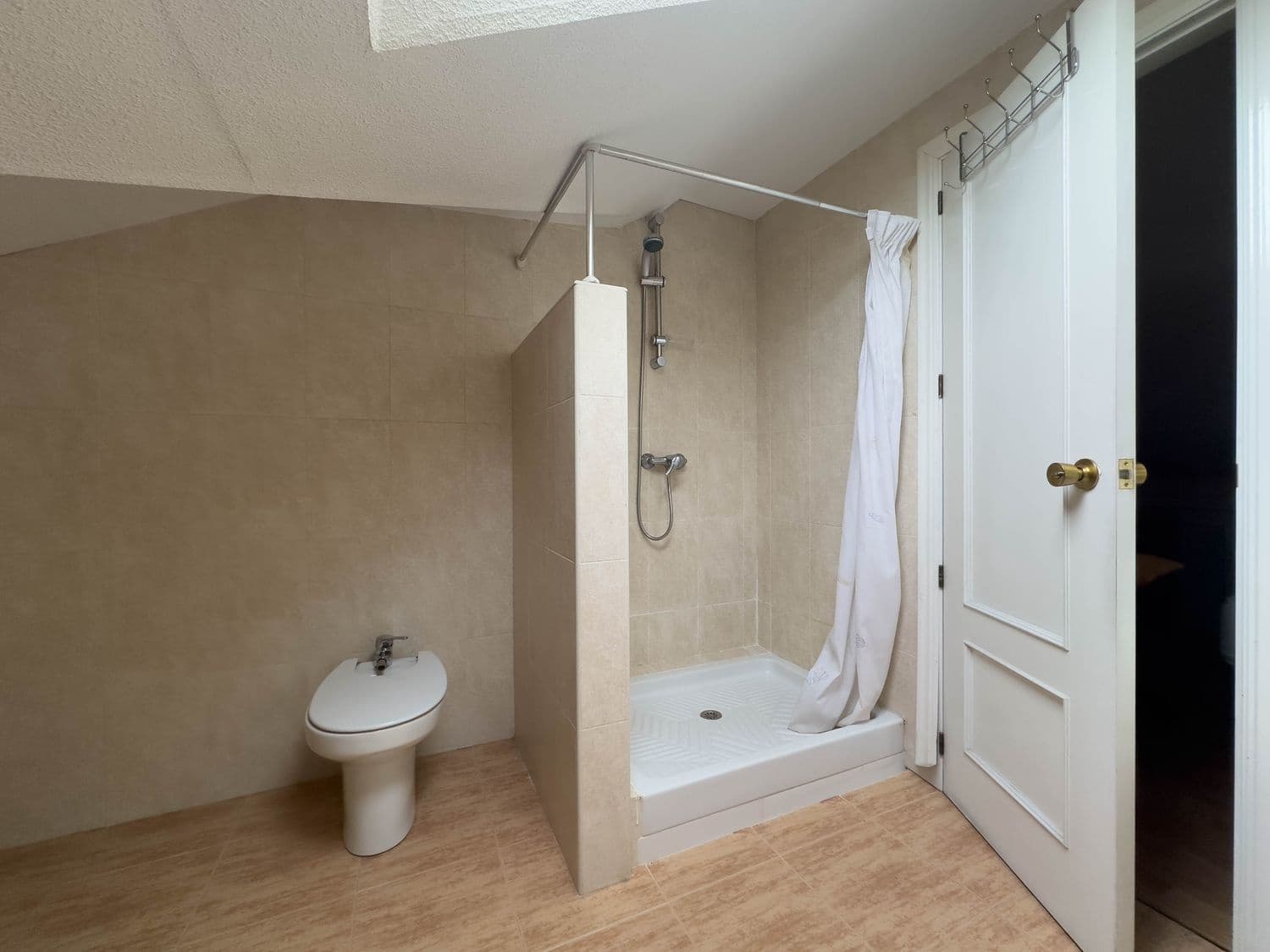 4 Zimmer Haus zu verkaufen in Las Rozas de Madrid mit Pool Garage - 890.000 € (Ref: 9467959)