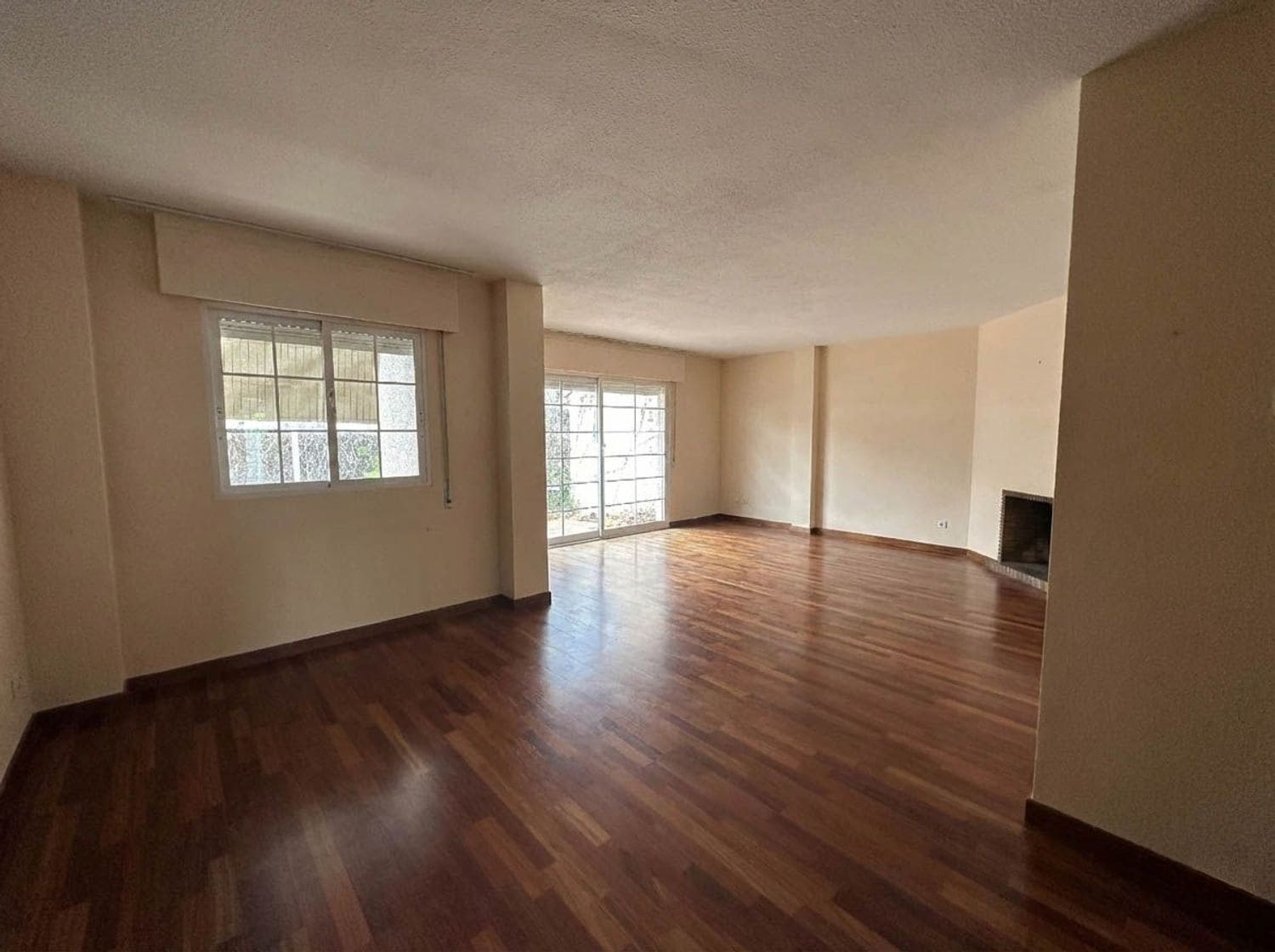 4 sovrum Hus till salu i Las Rozas de Madrid med pool garage - 990 000 € (Ref: 9467959)