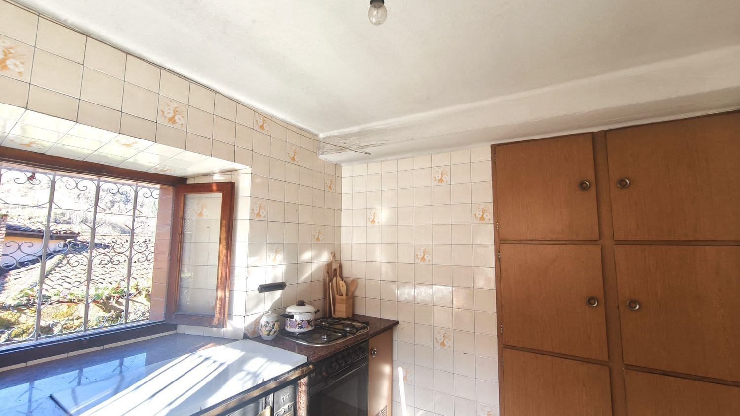 5 quarto Quinta/Casa Rural para venda em Quiros com garagem - 125 000 € (Ref: 9467960)