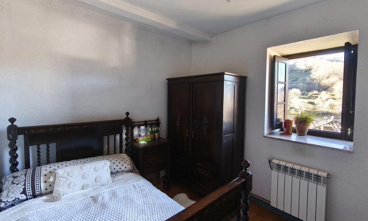 5 quarto Quinta/Casa Rural para venda em Quiros com garagem - 125 000 € (Ref: 9467960)