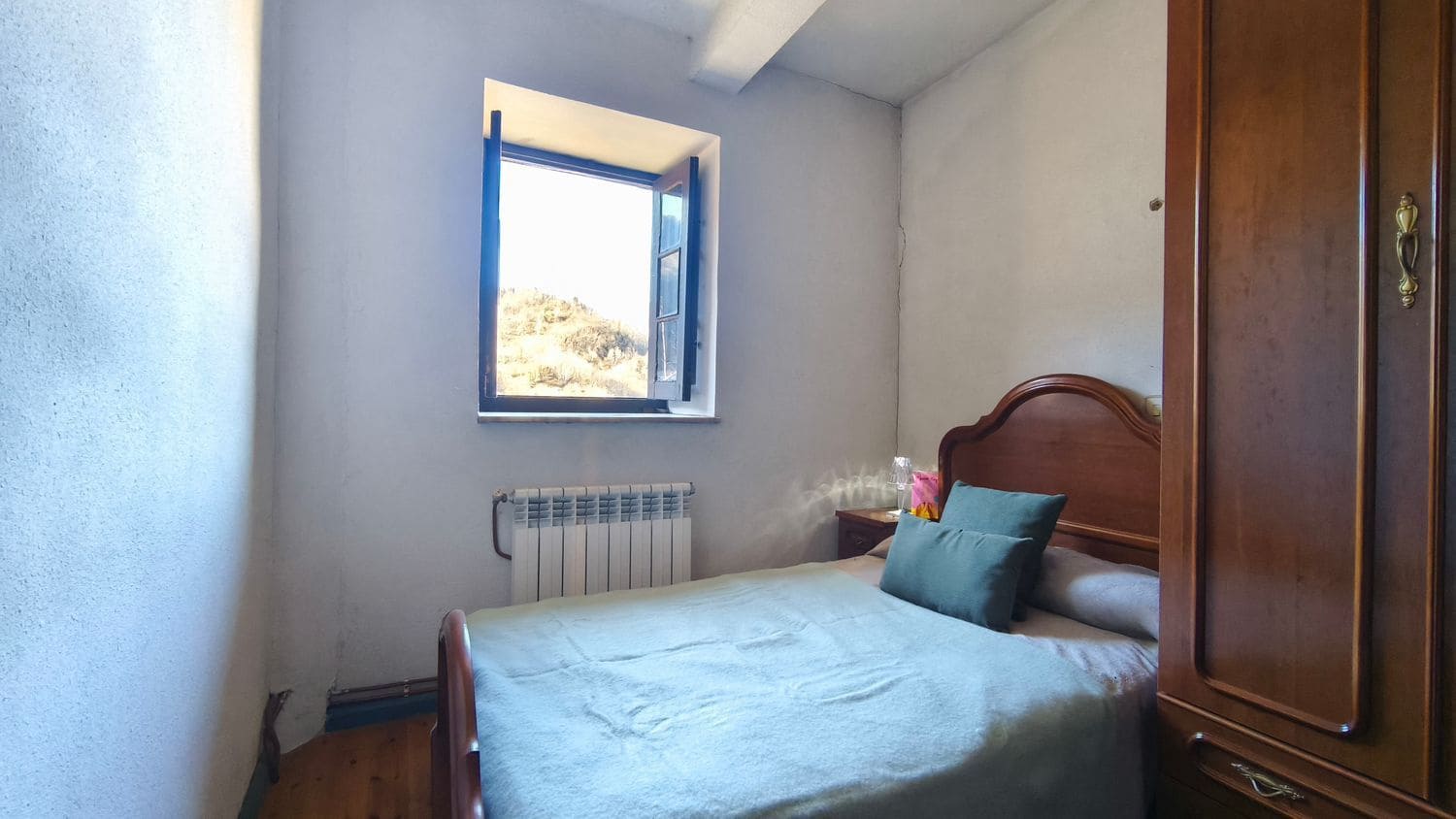 5 quarto Quinta/Casa Rural para venda em Quiros com garagem - 125 000 € (Ref: 9467960)