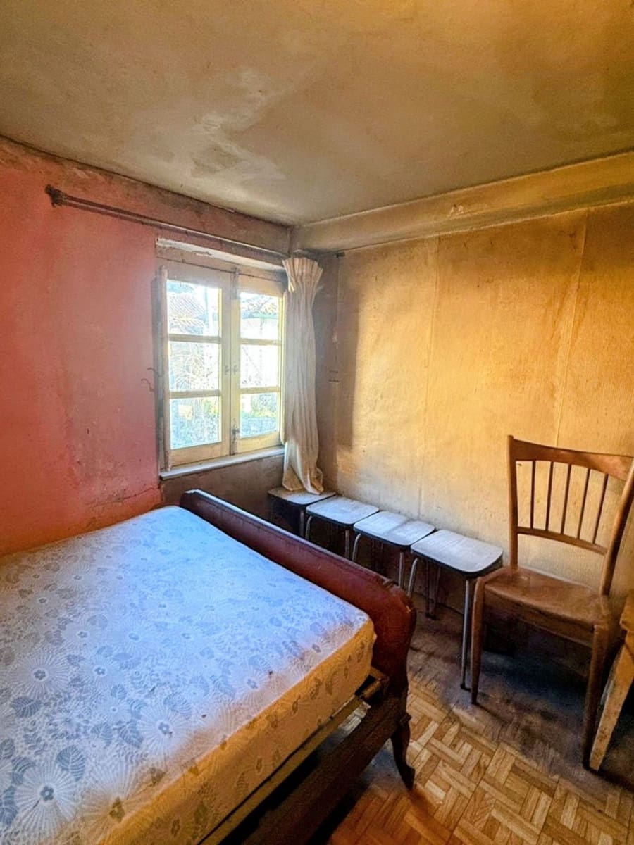 3 quarto Casa em Banda para venda em Quiros com garagem - 40 000 € (Ref: 9467961)