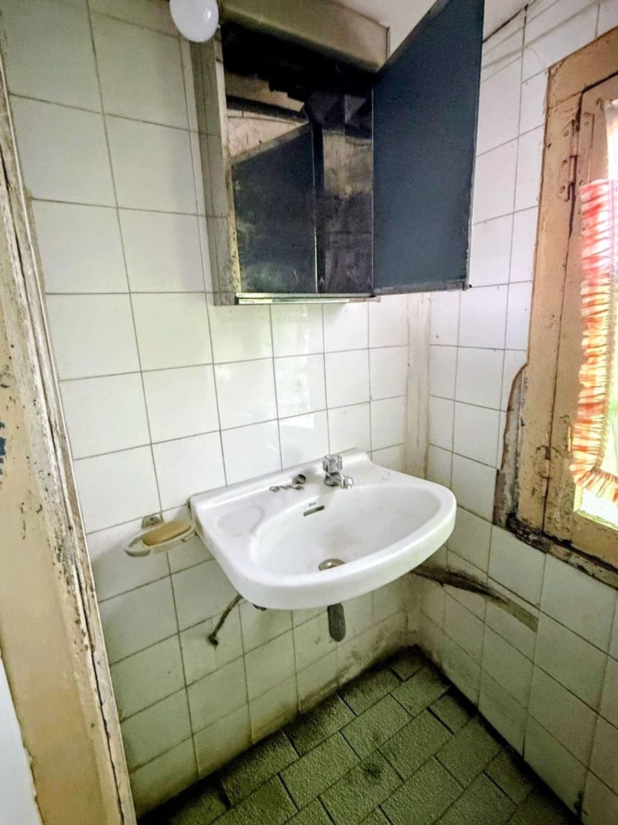 3 quarto Casa em Banda para venda em Quiros com garagem - 40 000 € (Ref: 9467961)