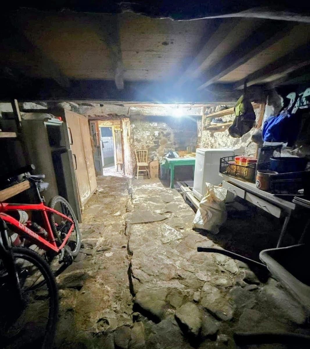 3 quarto Casa em Banda para venda em Quiros com garagem - 40 000 € (Ref: 9467961)