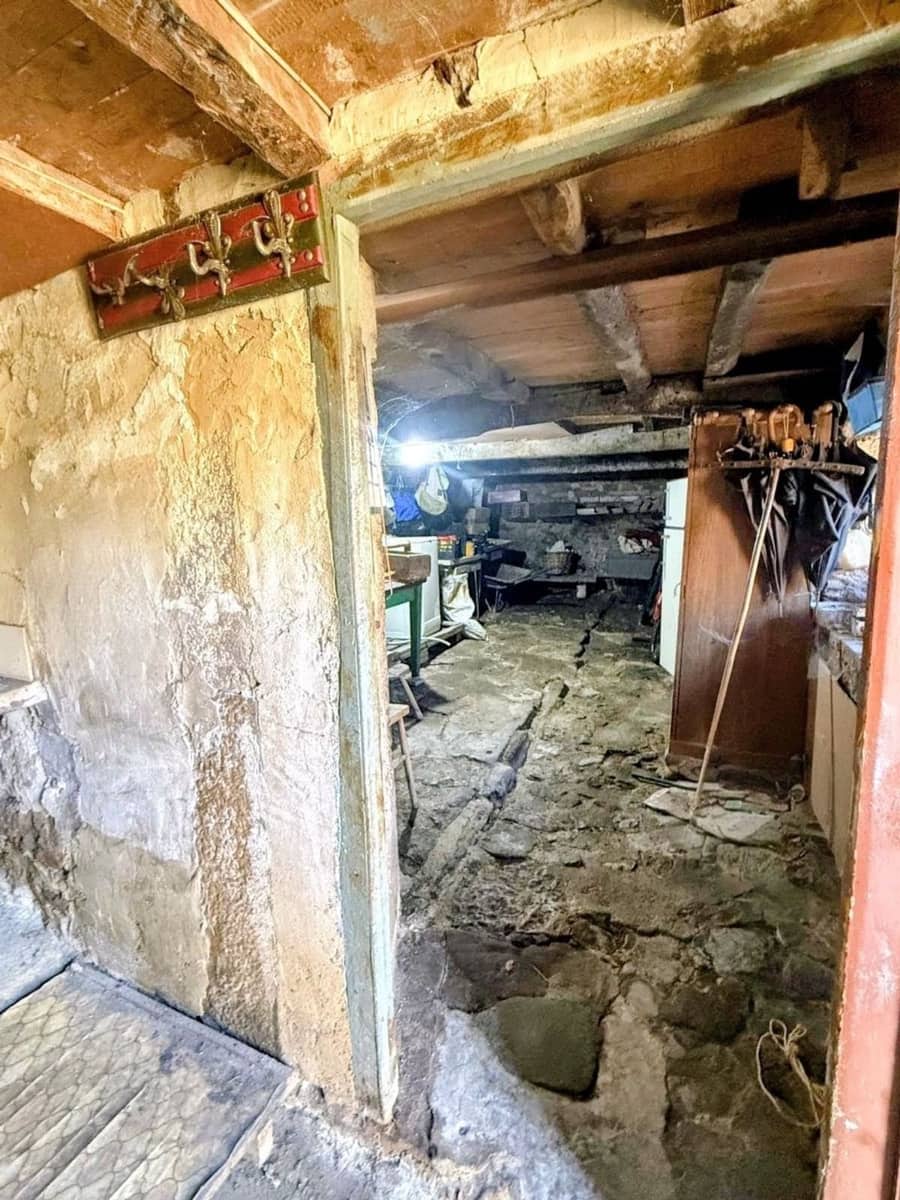 3 quarto Casa em Banda para venda em Quiros com garagem - 40 000 € (Ref: 9467961)