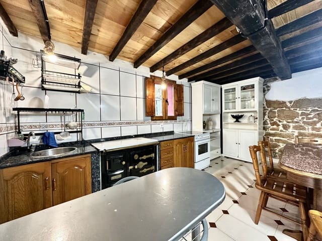 3 soverom Hus til salgs i Bimenes med garasje - € 98 900 (Ref: 9470496)