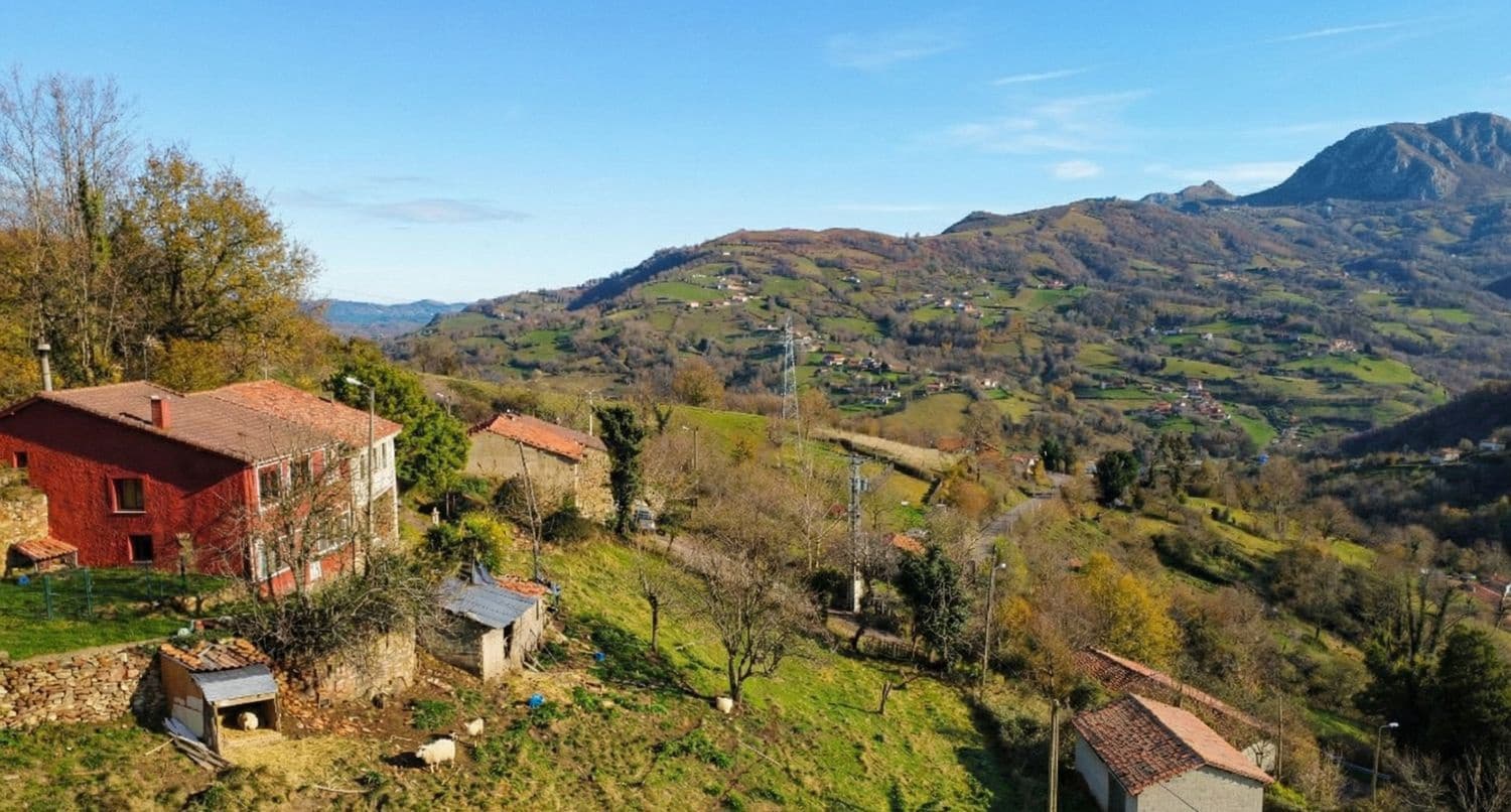 3 chambre Maison de Ville à vendre à Bimenes avec garage - 98 900 € (Ref: 9470496)