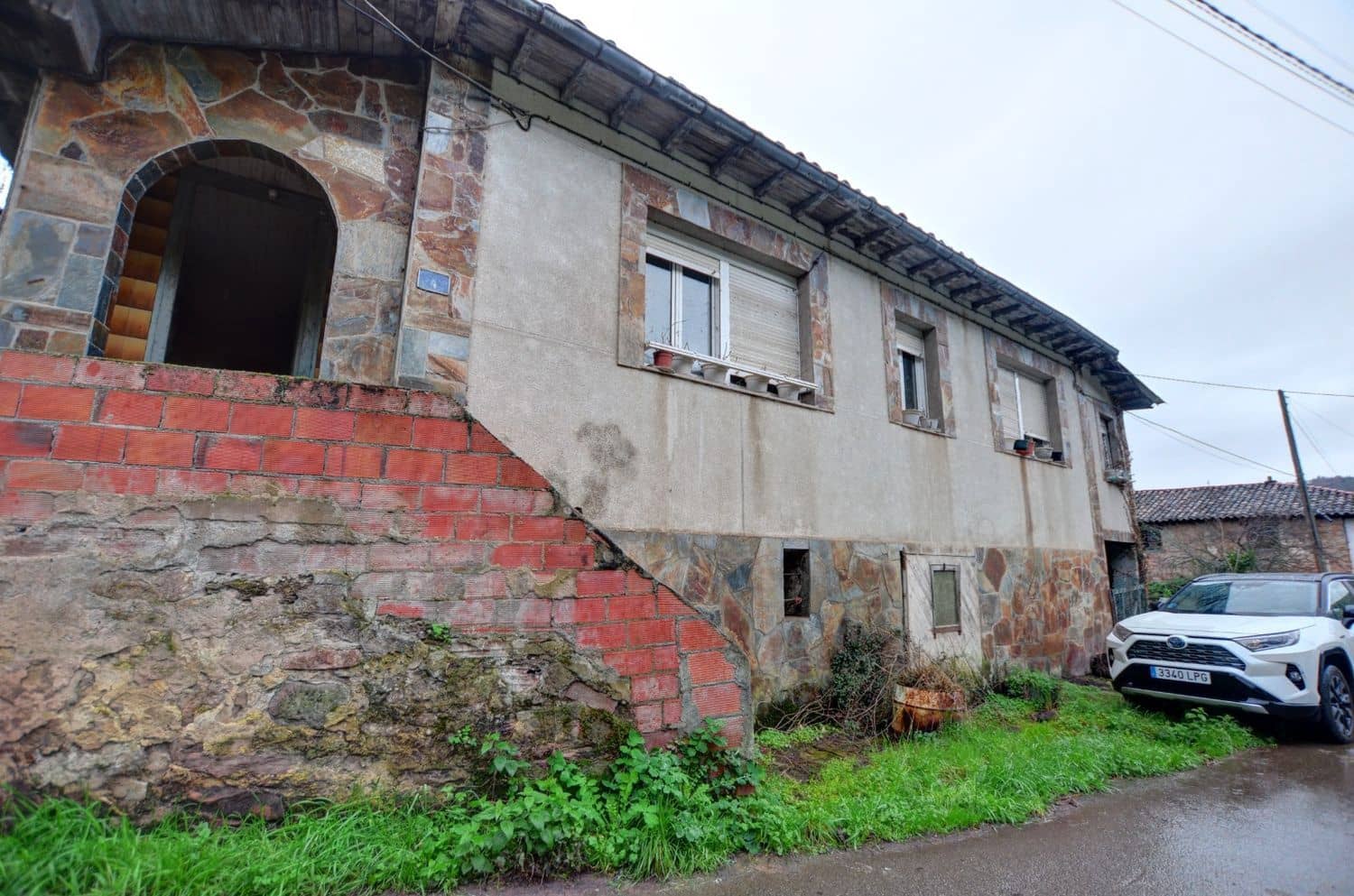 5 quarto Quinta/Casa Rural para venda em Tineo com garagem - 70 000 € (Ref: 9470497)