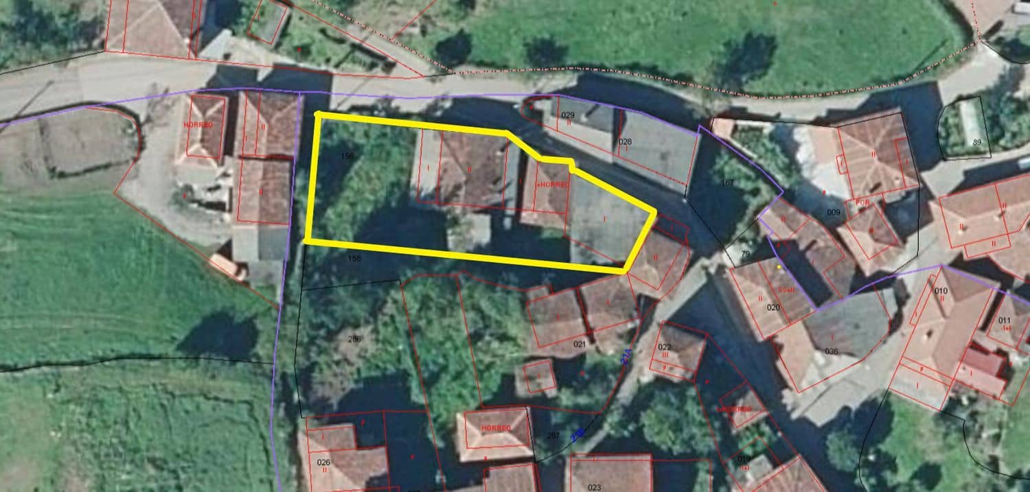 5 soveværelse Finca/Landehus til salg i Tineo med garage - € 70.000 (Ref: 9470497)