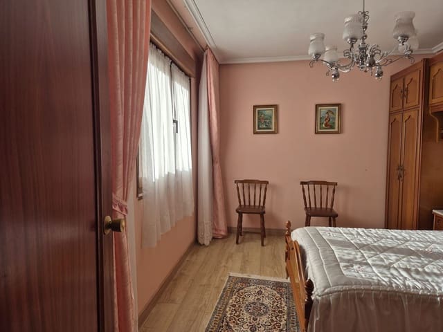 2 sovrum Lägenhet till salu i Aller med garage - 100 000 € (Ref: 9470499)