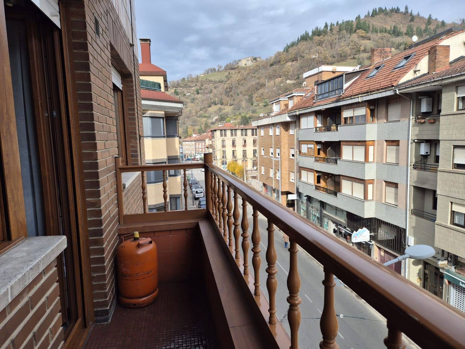 2 Zimmer Apartment zu verkaufen in Aller mit Garage - 100.000 € (Ref: 9470499)