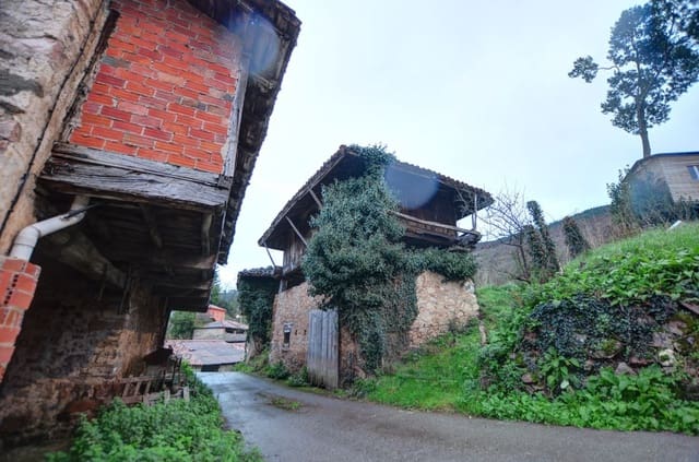 Quinta/Casa Rural para venda em Tineo com garagem - 60 000 € (Ref: 9470500)