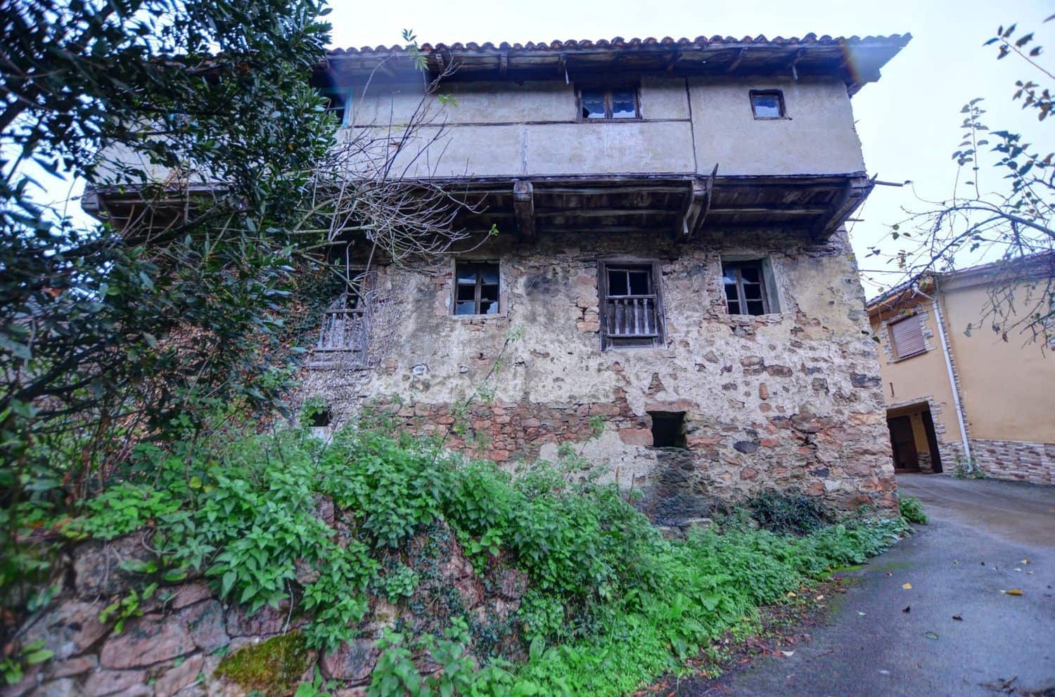 Finca/Casa di Campagna in vendita in Tineo con garage - 60.000 € (Rif: 9470500)