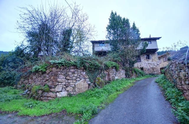 Quinta/Casa Rural para venda em Tineo com garagem - 60 000 € (Ref: 9470500)