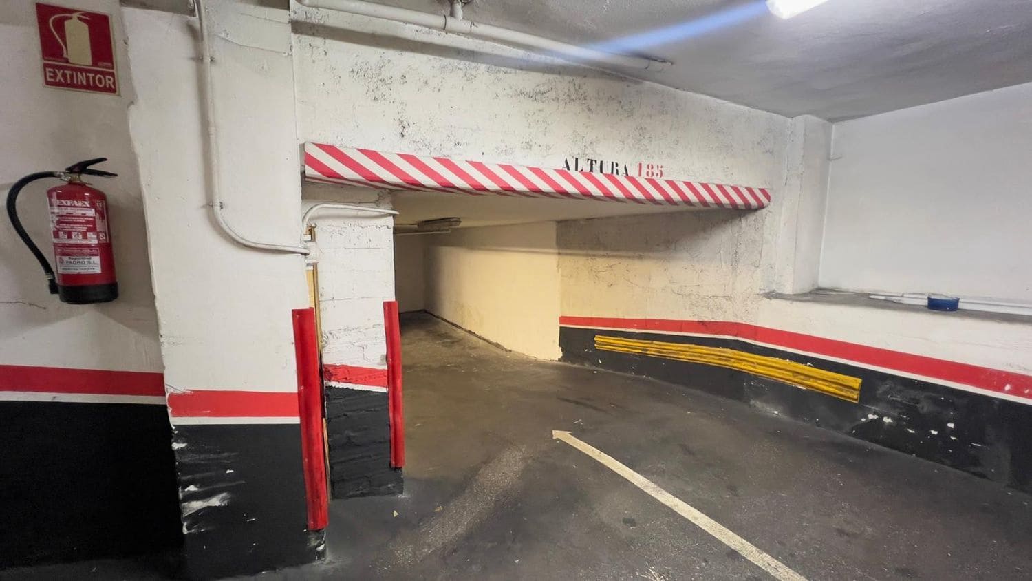 Garage zu vermieten in Gijon - 100 € (Ref: 9470501)