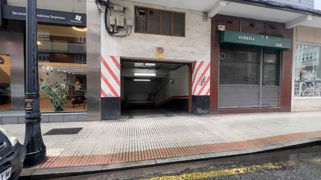 Garage à louer à Centro Urbano, Gijón - 100 € (Ref: 9470501)