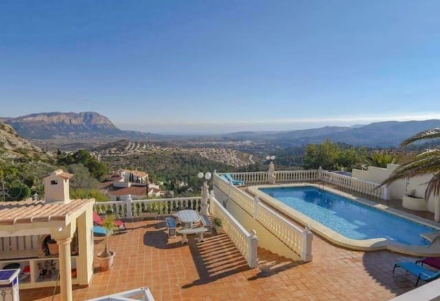 5 bedroom Villa for sale in Monte Pedreguer, Pedreguer with pool garage - € 595,000 (Ref: 9470503)