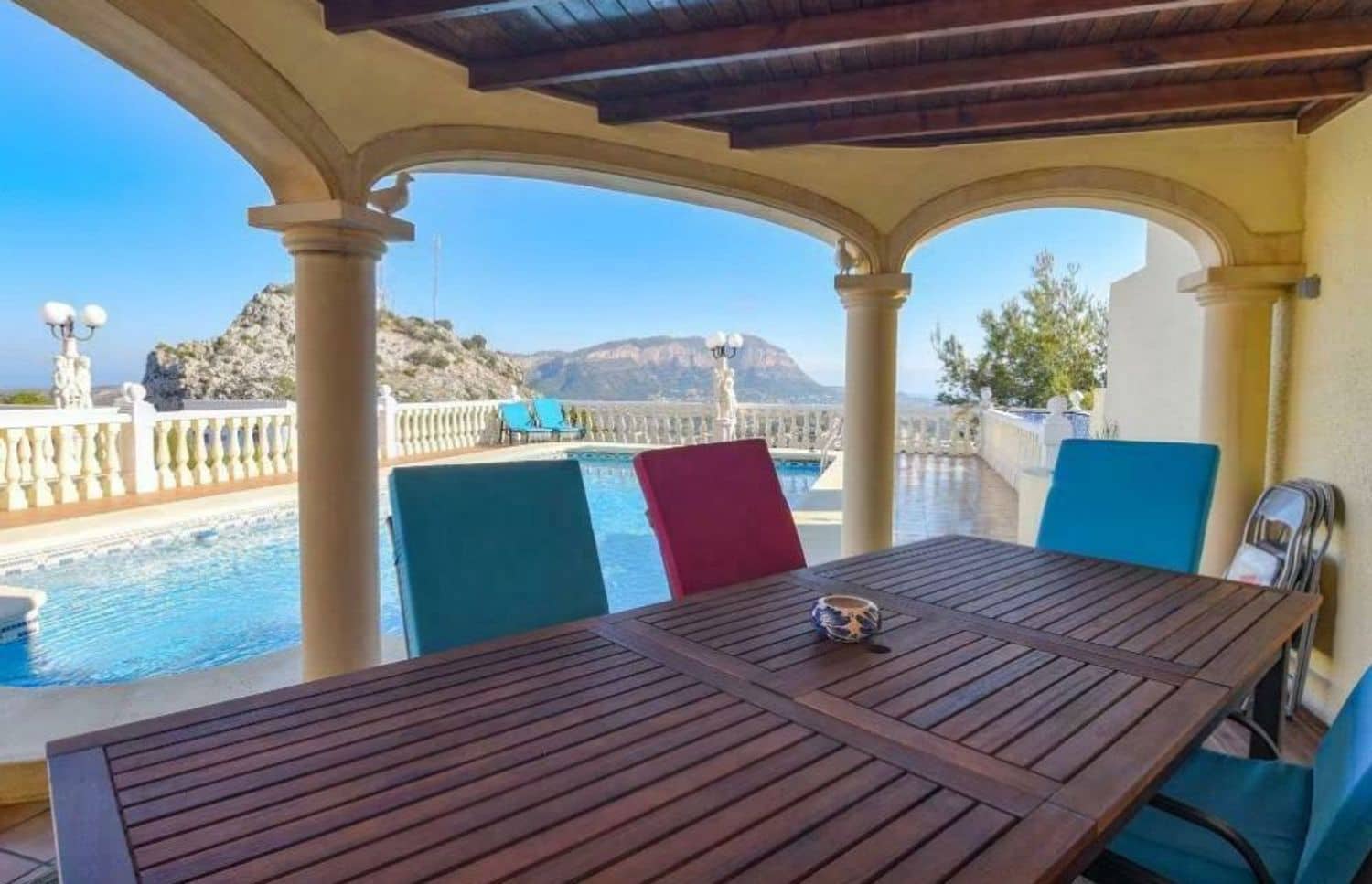 5 Zimmer Villa zu verkaufen in Monte Pedreguer mit Pool Garage - 595.000 € (Ref: 9470503)