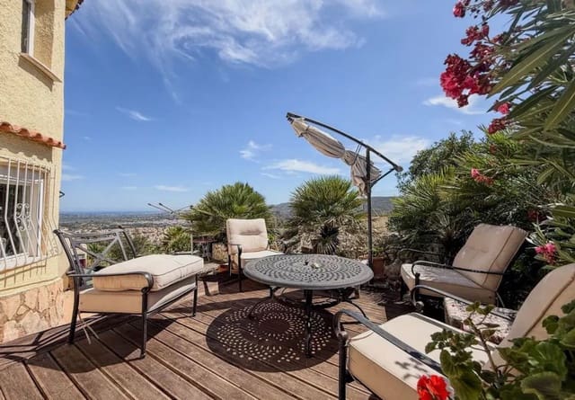 5 bedroom Villa for sale in Monte Pedreguer, Pedreguer with pool garage - € 595,000 (Ref: 9470503)