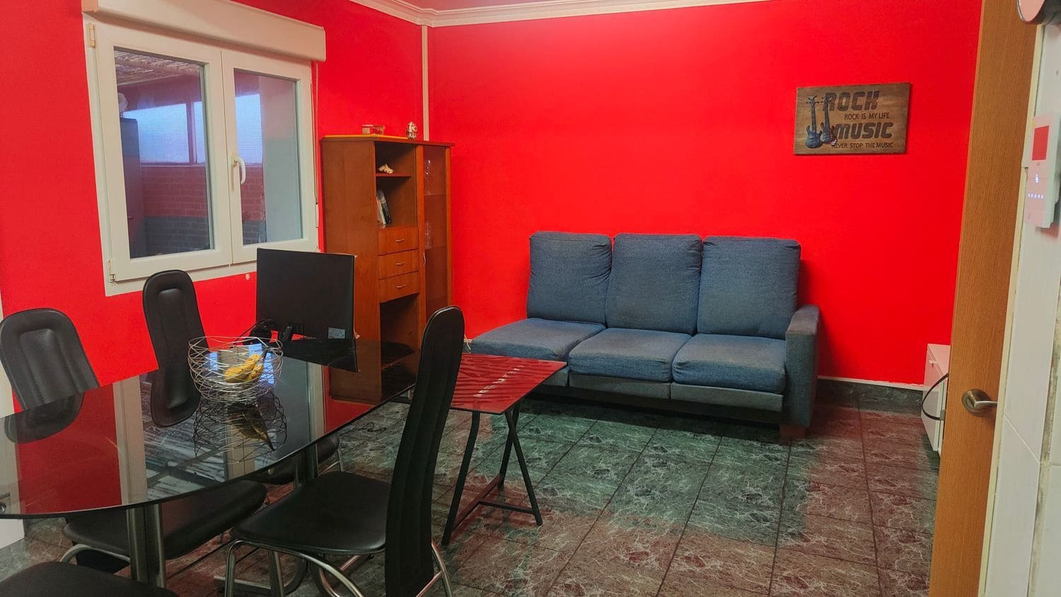 3 slaapkamer Appartement te koop in Gijon met garage - € 149.000 (Ref: 9471946)