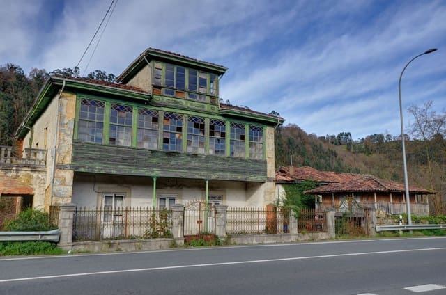 7 Zimmer Finca/Landgut zu verkaufen in Piloña mit Garage - 380.000 € (Ref: 9472244)