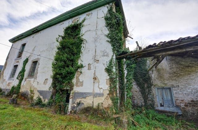 7 Zimmer Finca/Landgut zu verkaufen in Piloña mit Garage - 380.000 € (Ref: 9472244)