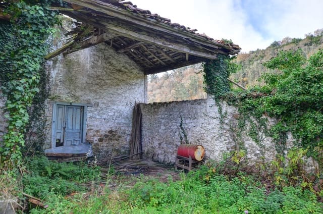 7 Zimmer Finca/Landgut zu verkaufen in Piloña mit Garage - 380.000 € (Ref: 9472244)
