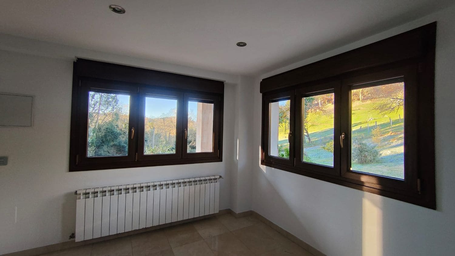 4 bedroom Villa for sale in Siero with garage - € 390,000 (Ref: 9480848)