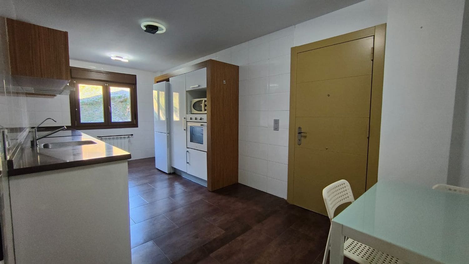 4 bedroom Villa for sale in Siero with garage - € 390,000 (Ref: 9480848)