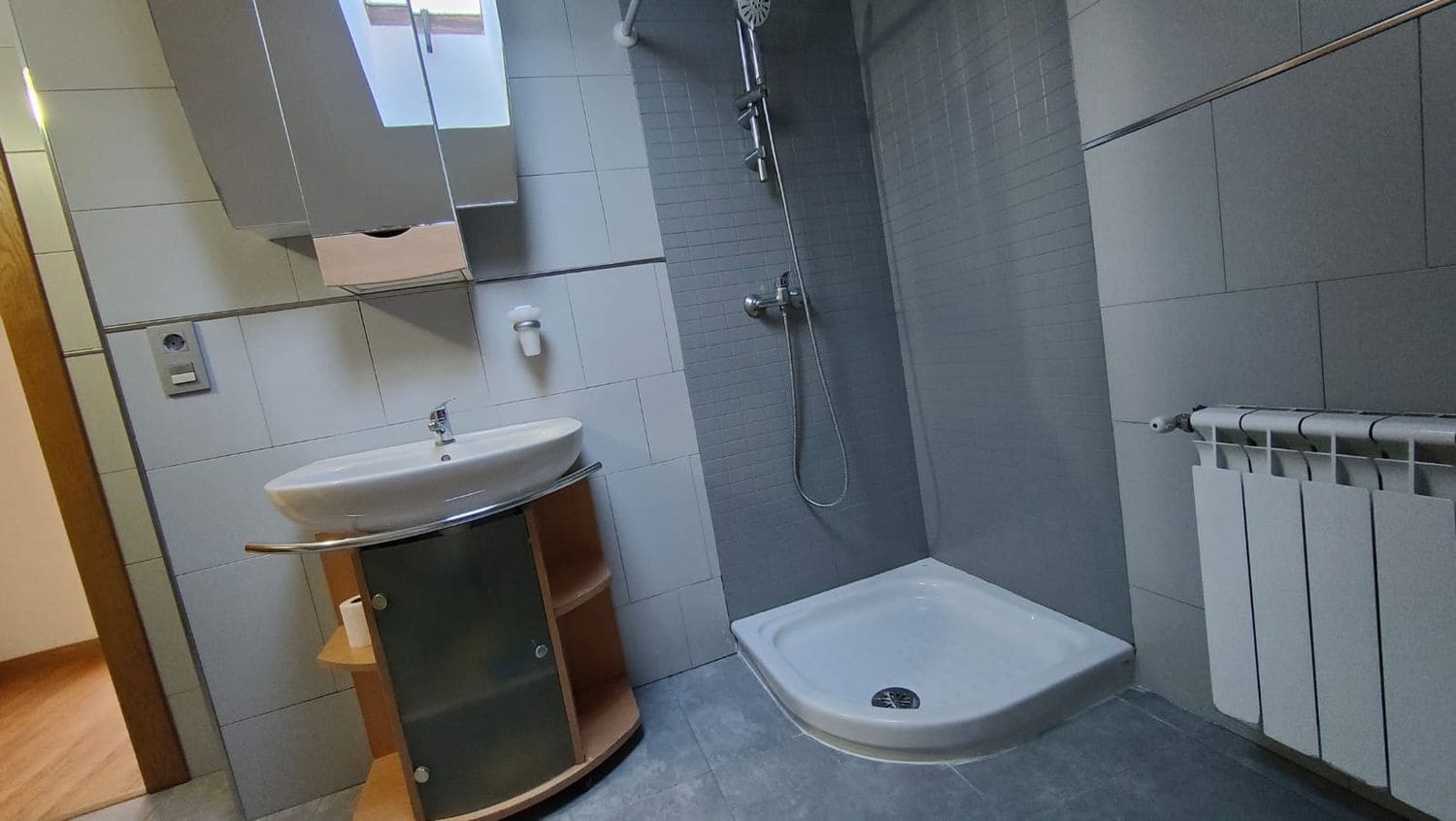 4 bedroom Villa for sale in Siero with garage - € 390,000 (Ref: 9480848)