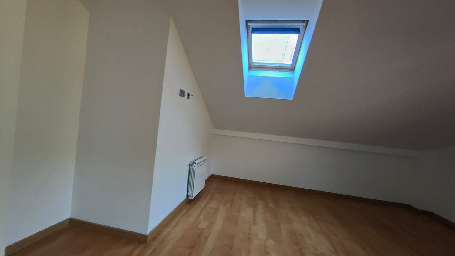 4 bedroom Villa for sale in Siero with garage - € 390,000 (Ref: 9480848)