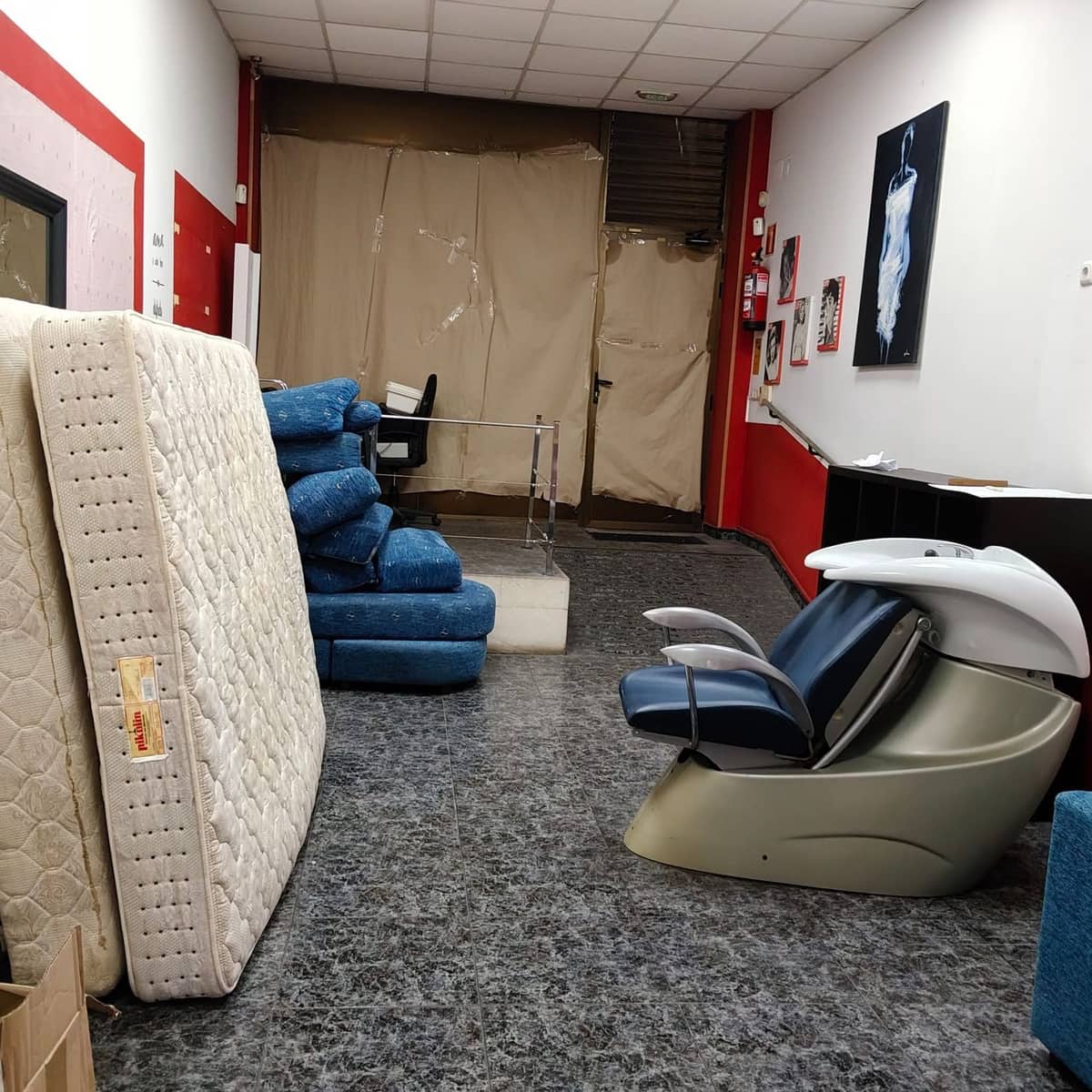 Commercial for sale in Gijon - € 53,000 (Ref: 9481669)