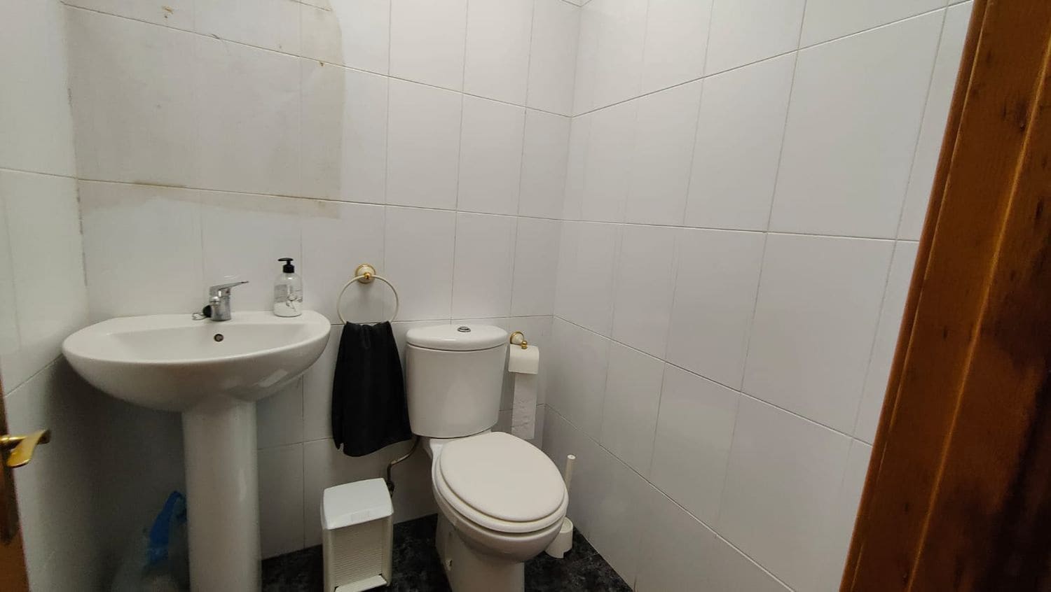 Commercial for sale in Gijon - € 53,000 (Ref: 9481669)