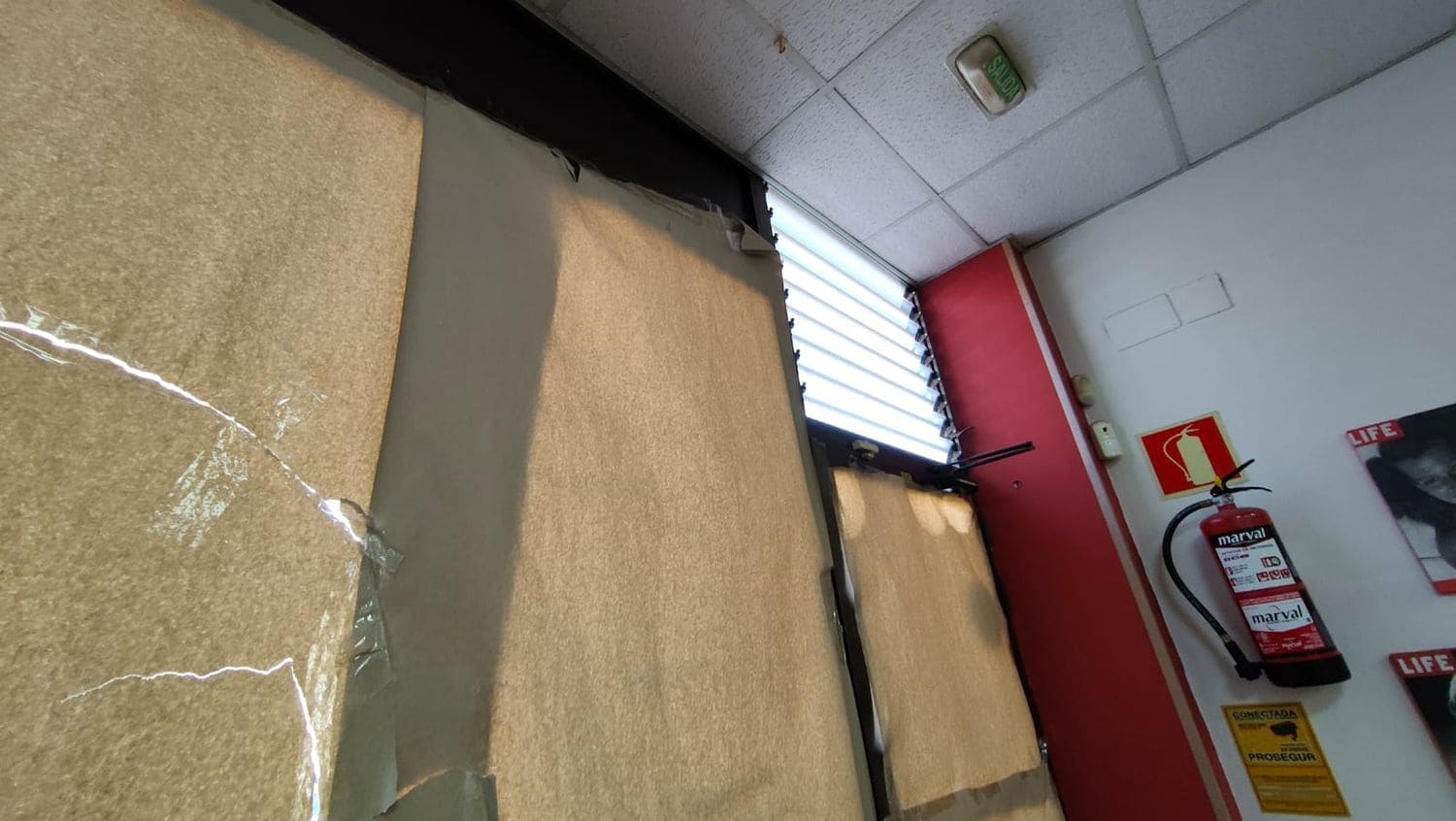 Commercial for sale in Gijon - € 53,000 (Ref: 9481669)