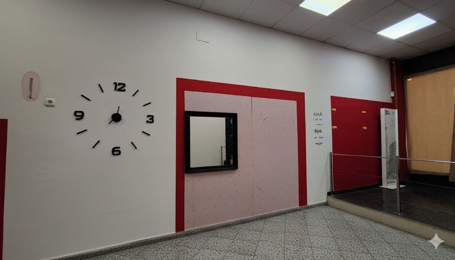 Commercial for sale in Gijon - € 53,000 (Ref: 9481669)