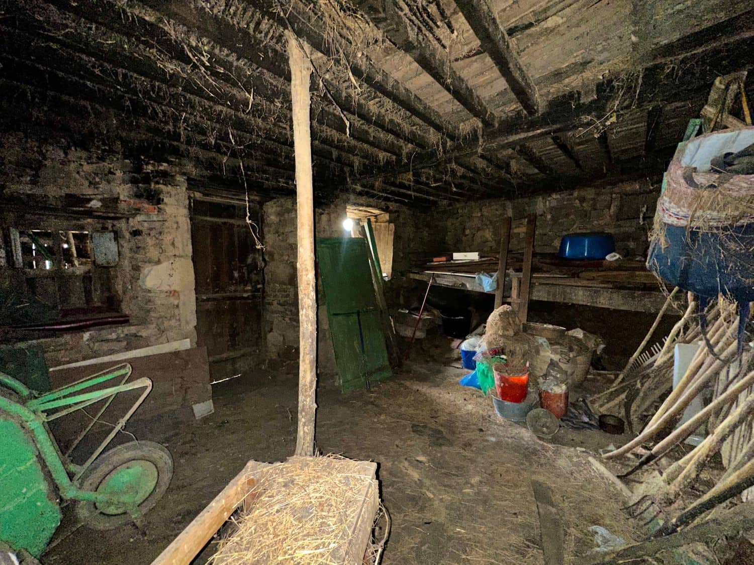 Finca/Casa Rural de 2 habitaciones en Laviana en venta con garaje - 15.000 € (Ref: 9490998)