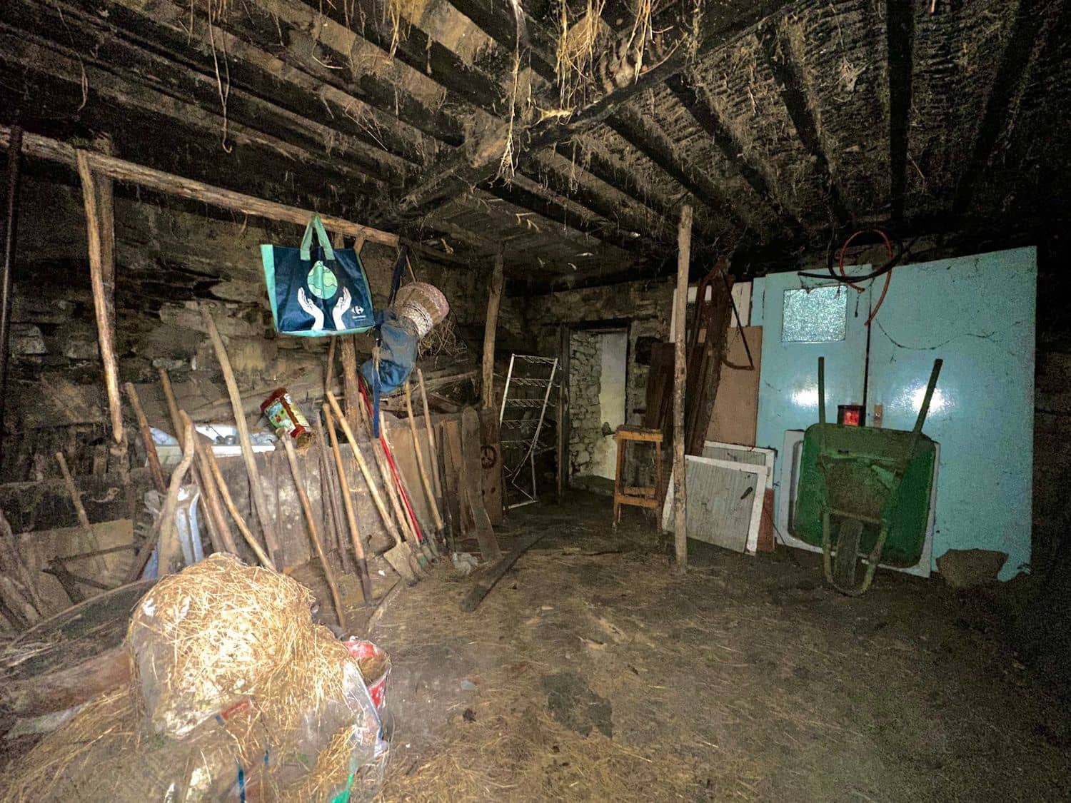 Finca/Casa Rural de 2 habitaciones en Laviana en venta con garaje - 15.000 € (Ref: 9490998)