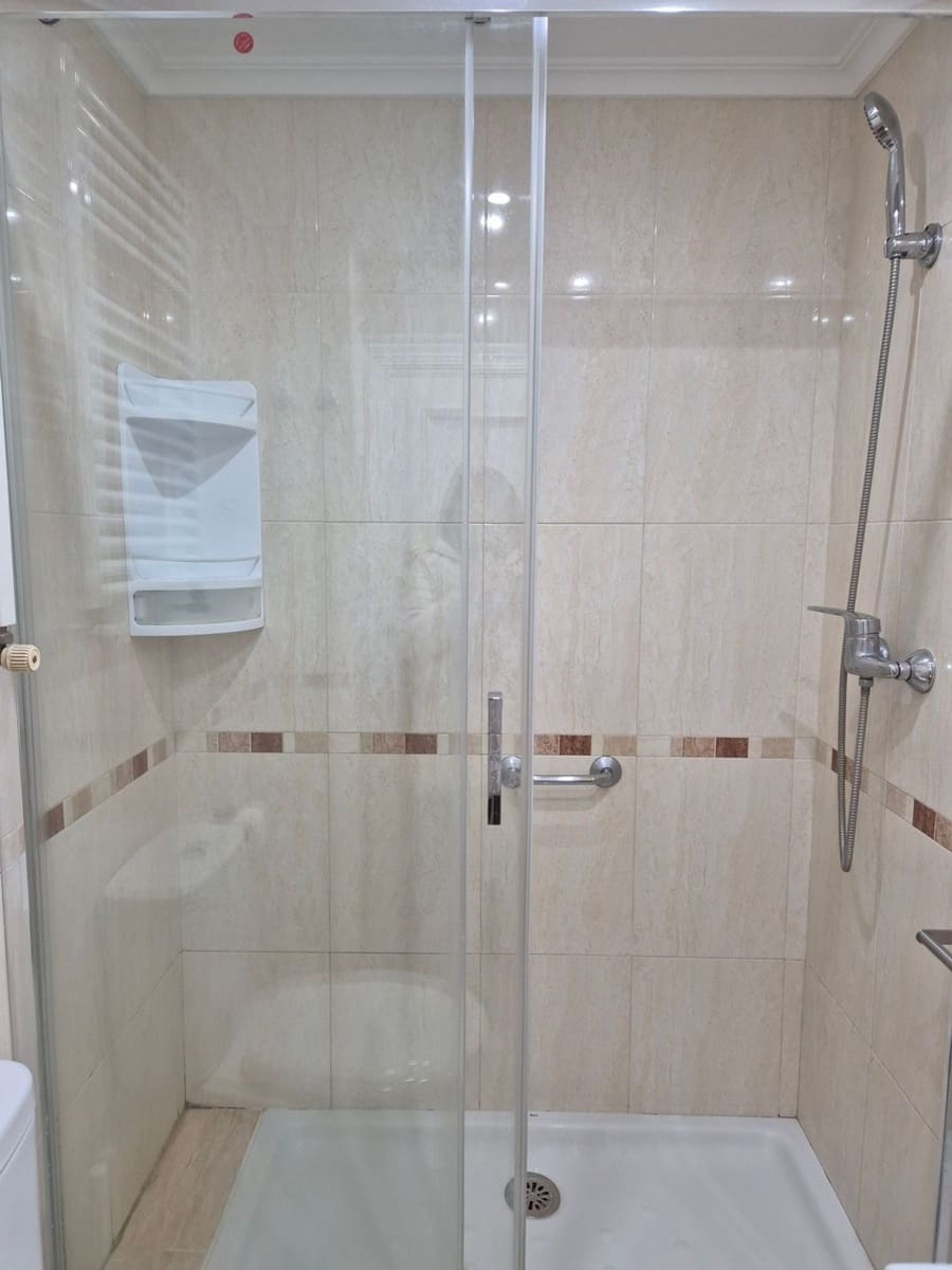 2 camera da letto Appartamento da affittare in Gijon con garage - 800 € (Rif: 9494426)